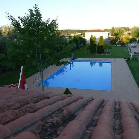 Apartamento Villamercedes Estudio 4 *